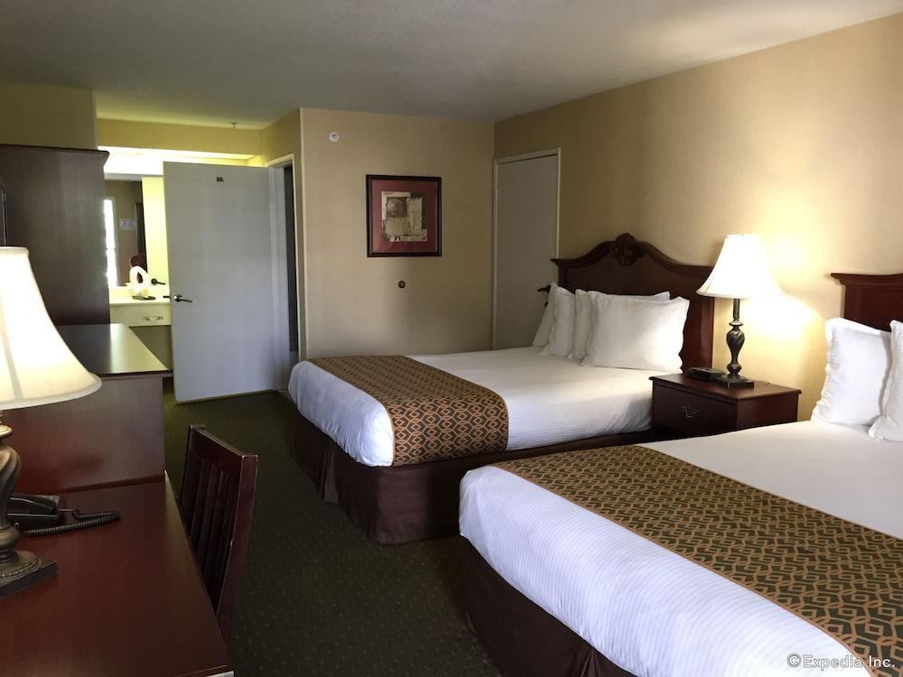 Anaheim Camelot Inn & Suites Eksteriør billede