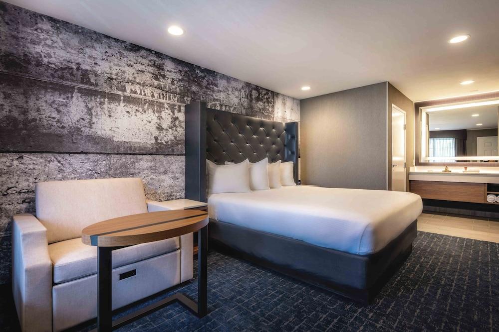 Anaheim Camelot Inn & Suites Eksteriør billede