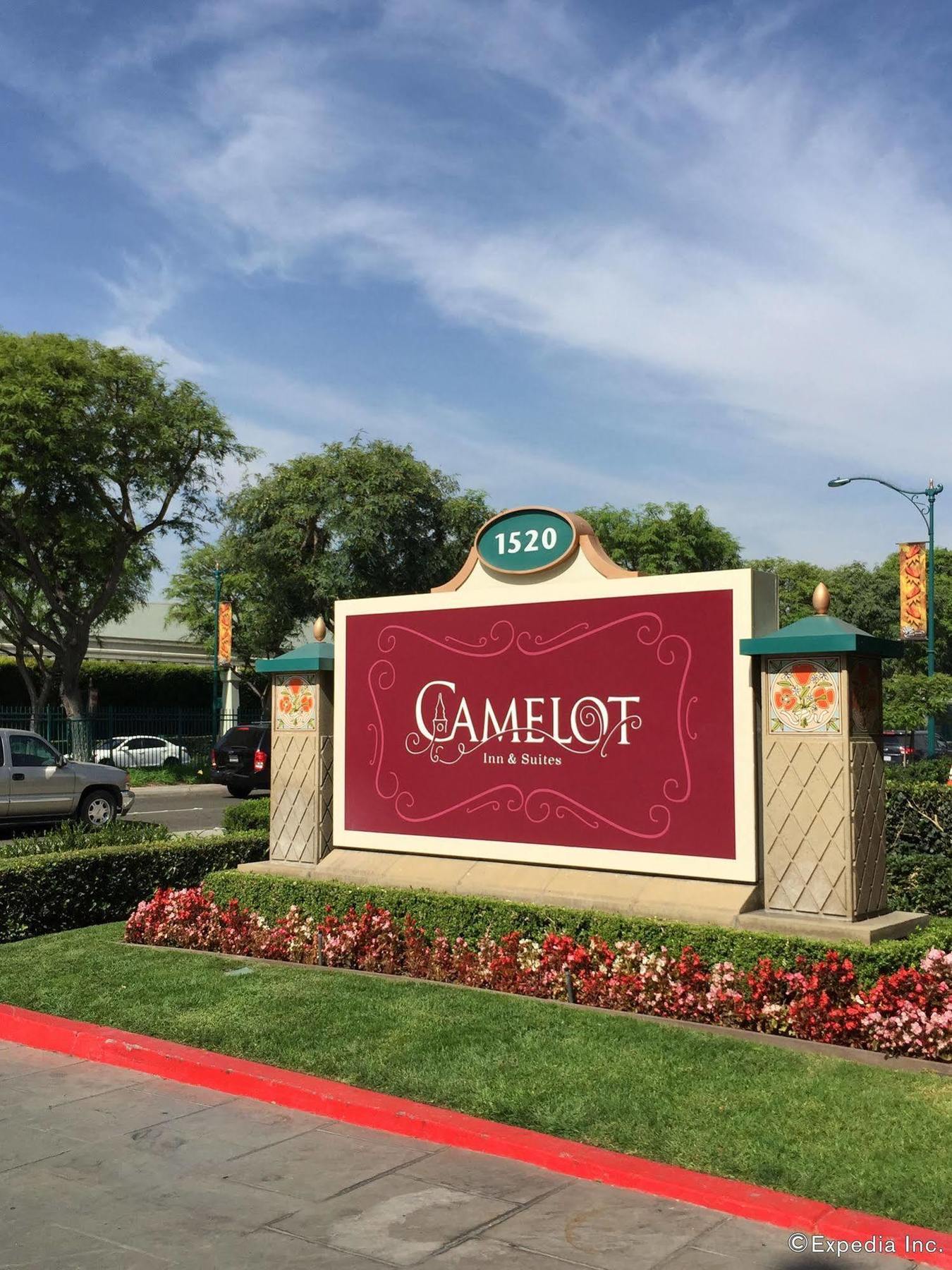 Anaheim Camelot Inn & Suites Eksteriør billede