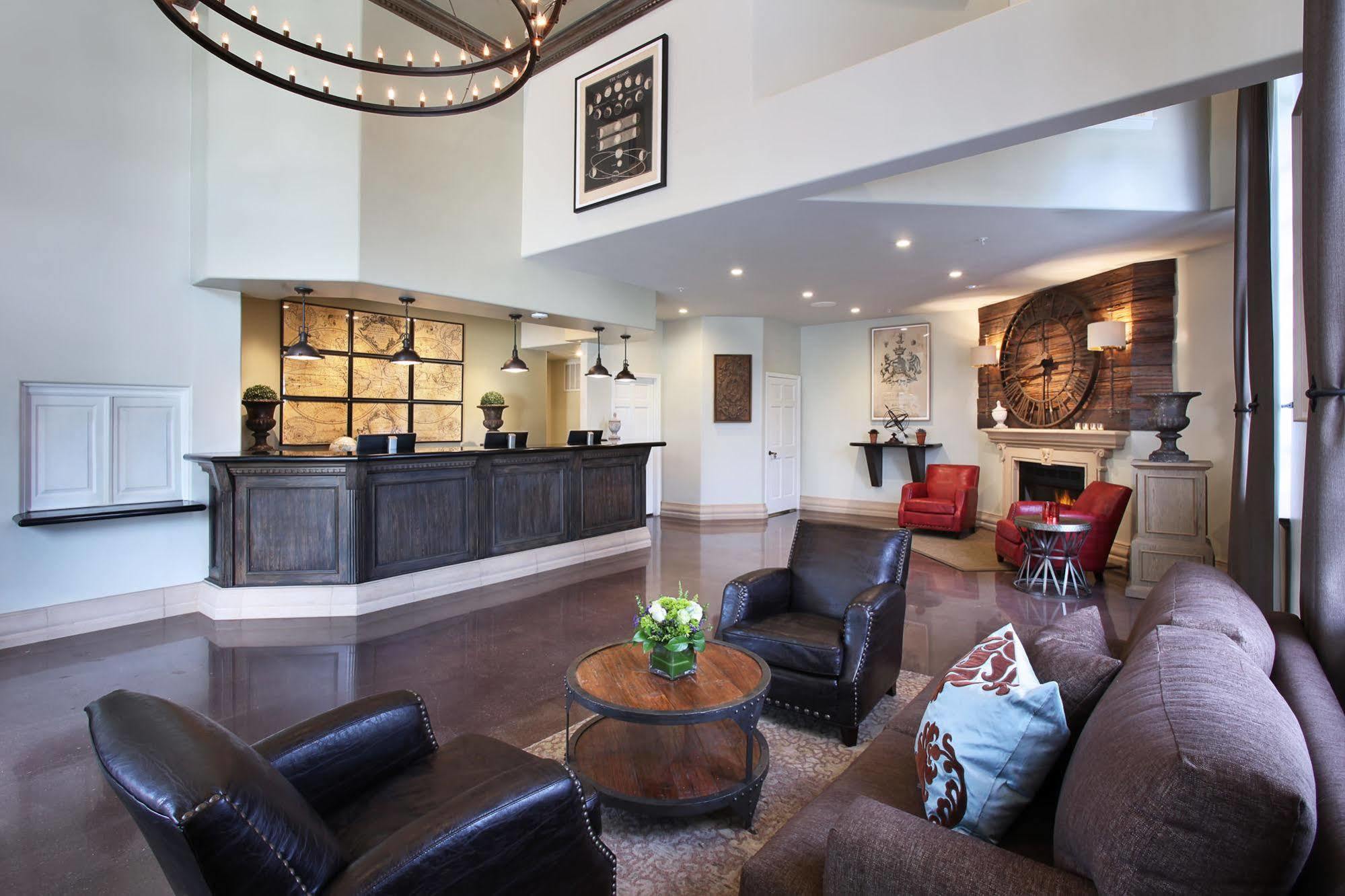 Anaheim Camelot Inn & Suites Eksteriør billede