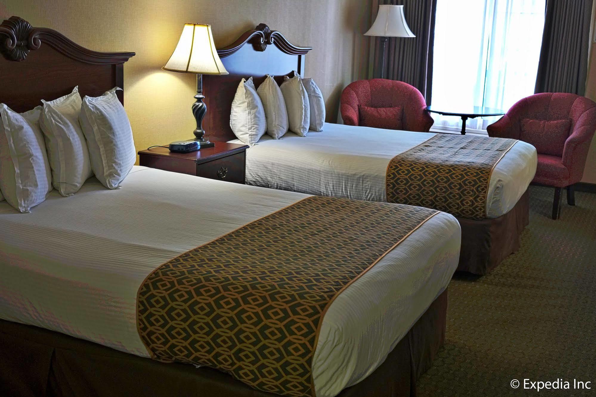 Anaheim Camelot Inn & Suites Eksteriør billede