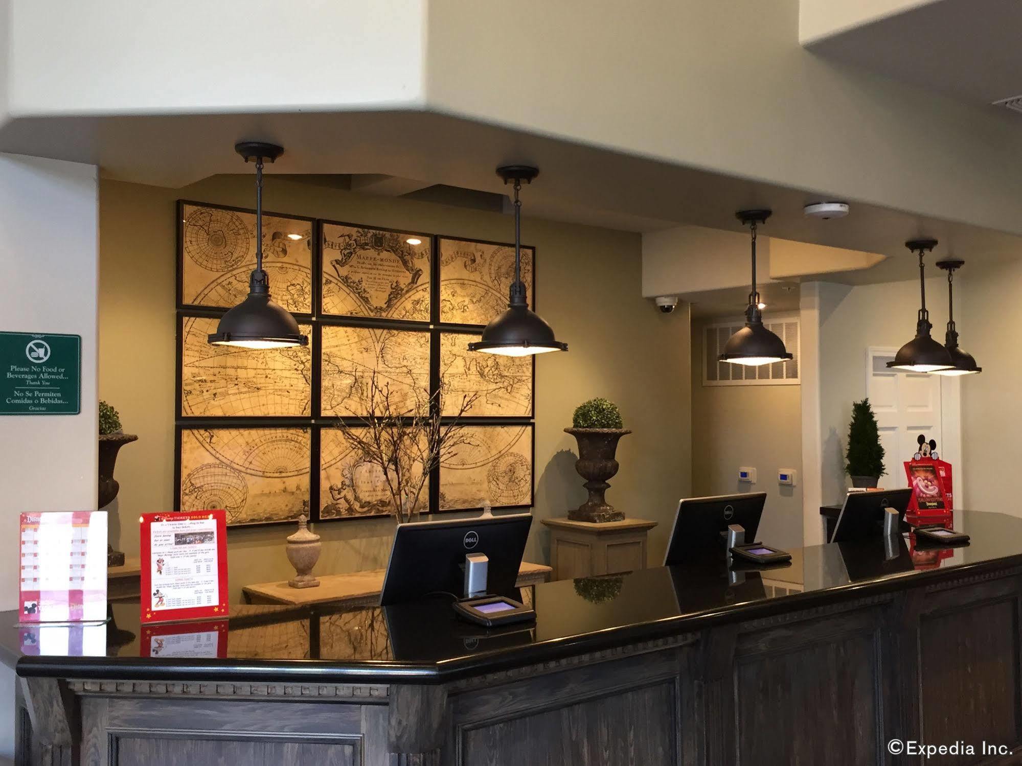 Anaheim Camelot Inn & Suites Eksteriør billede
