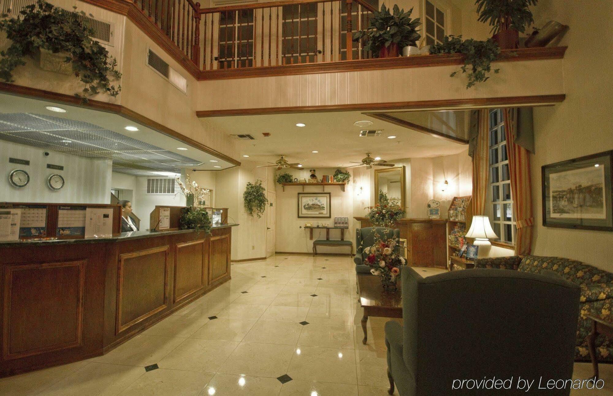 Anaheim Camelot Inn & Suites Interiør billede