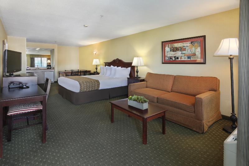 Anaheim Camelot Inn & Suites Eksteriør billede